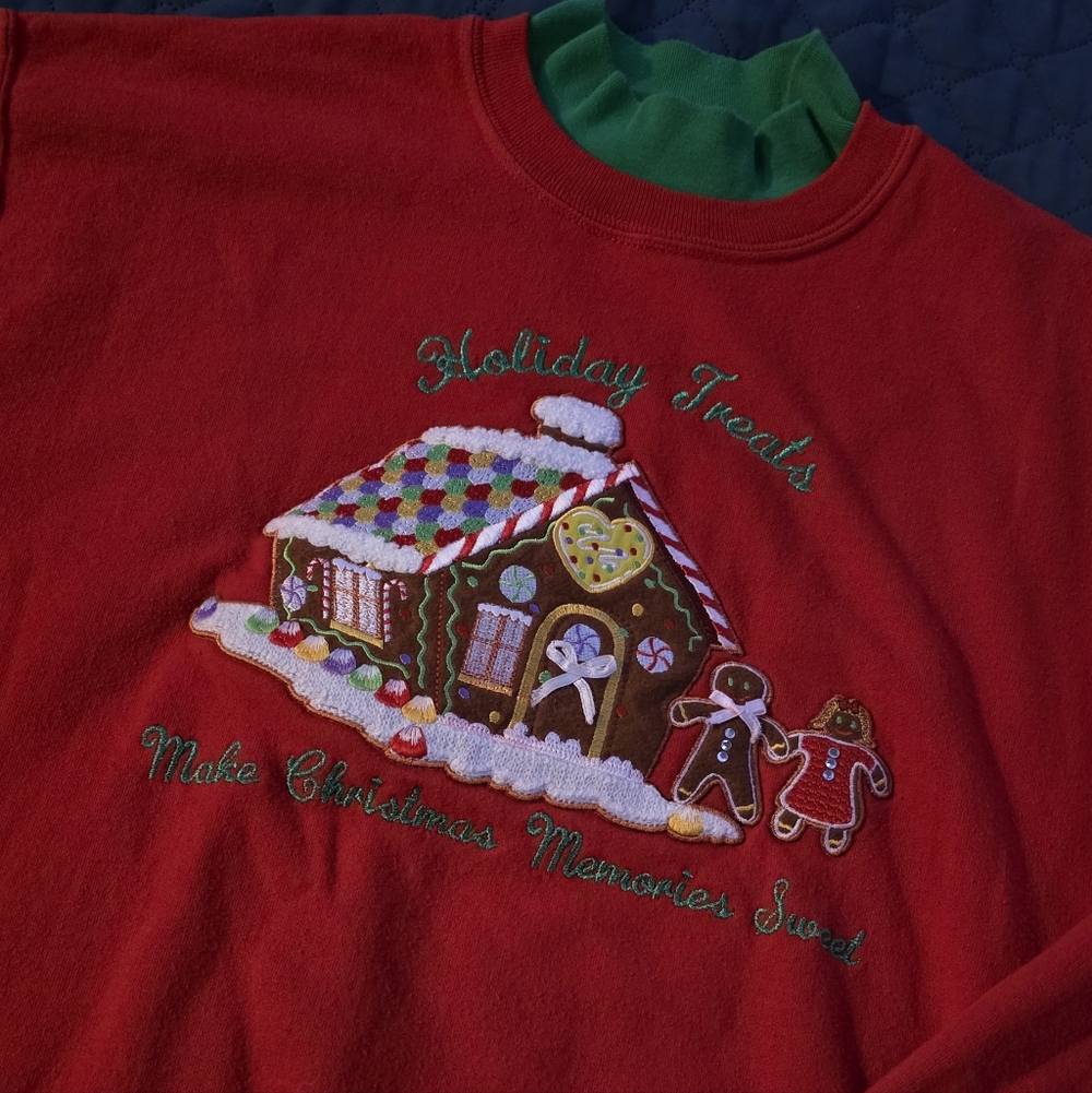 Vintage Christmas Sweater Womens, Embroidered Gingerbread House and Gingerbread - Picture 12 of 15